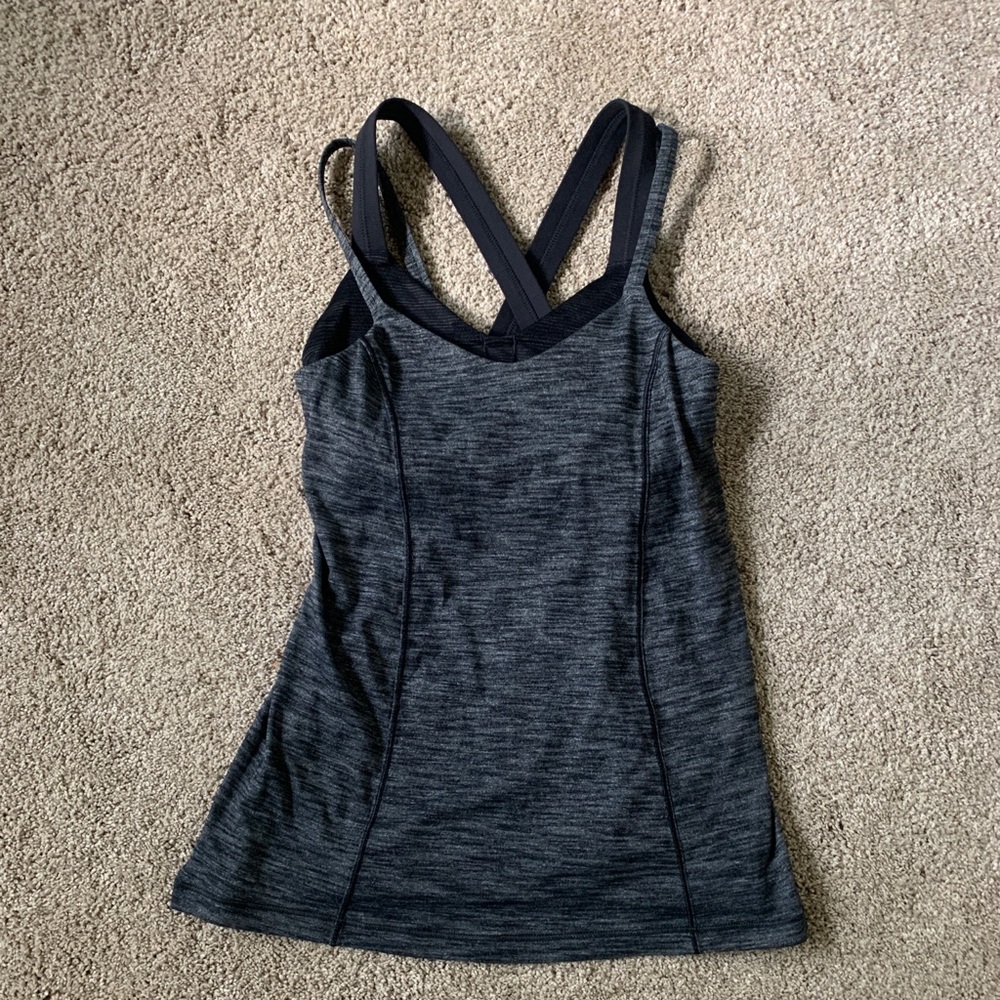Lululemon Tank size 4